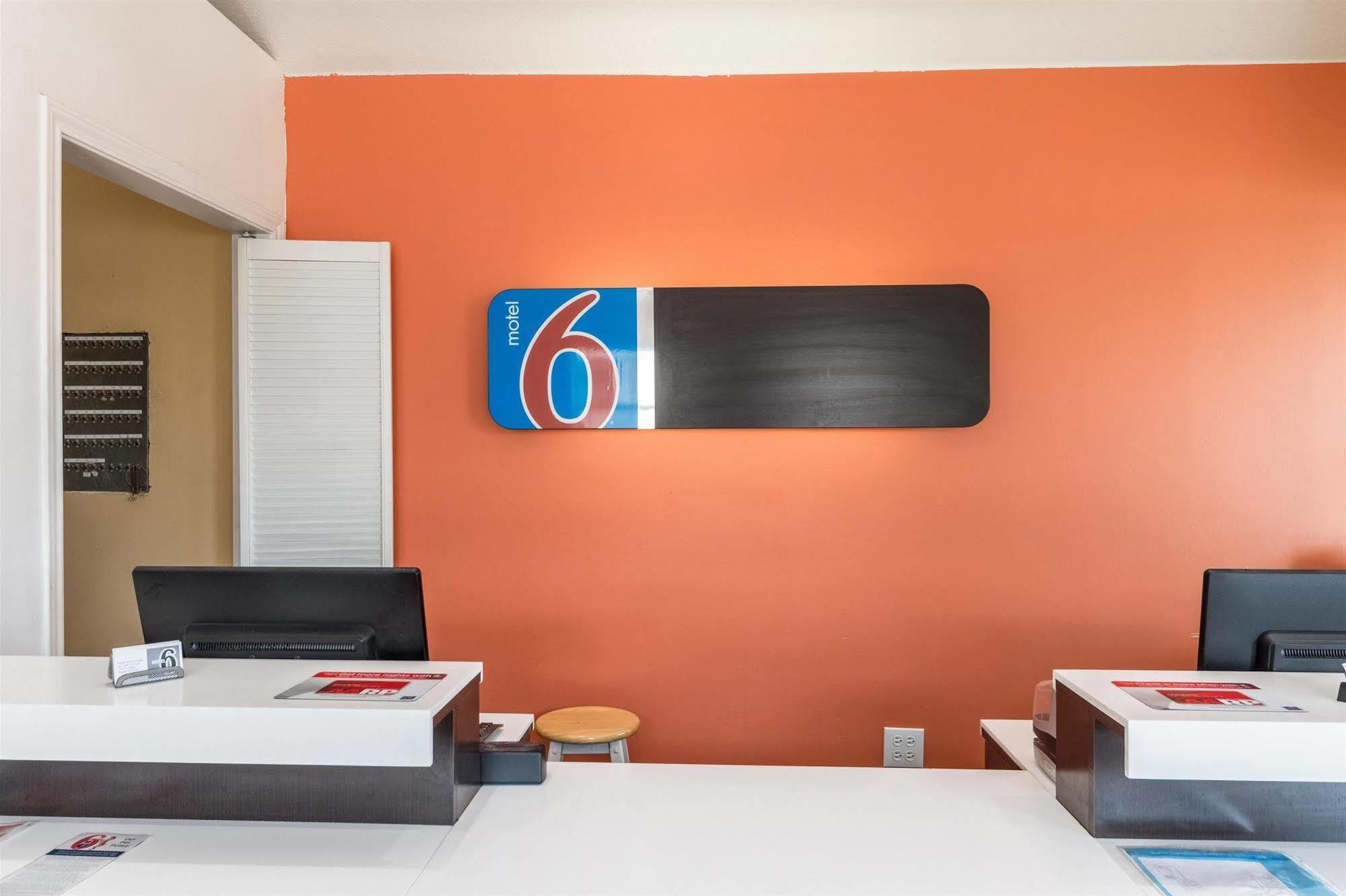 Motel 6 Seguin Tx Exterior foto
